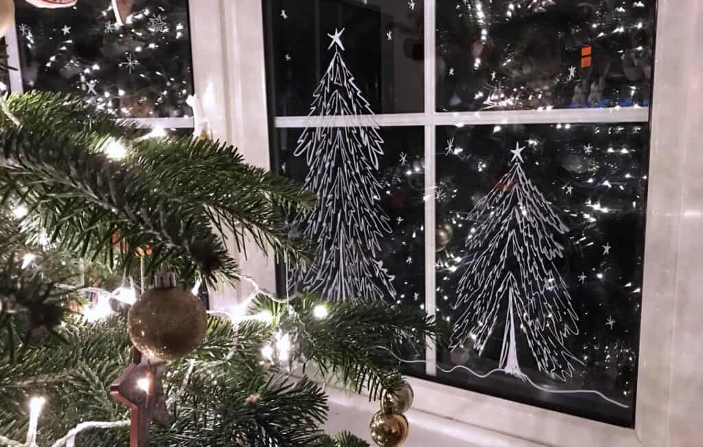 Holiday Window Art with Chalk Markers